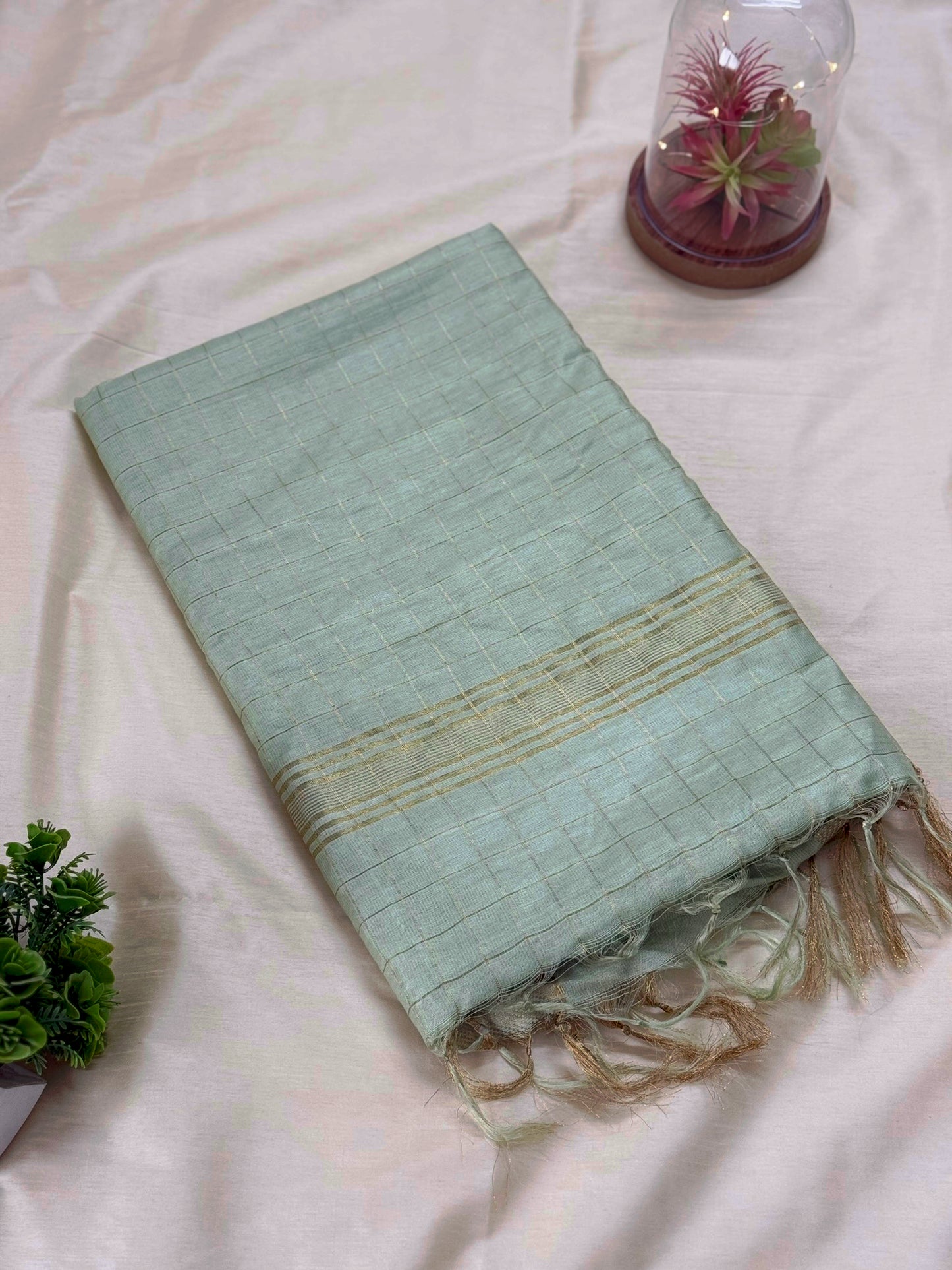 Maheshwari Silk Saree with Checks and Zari Border